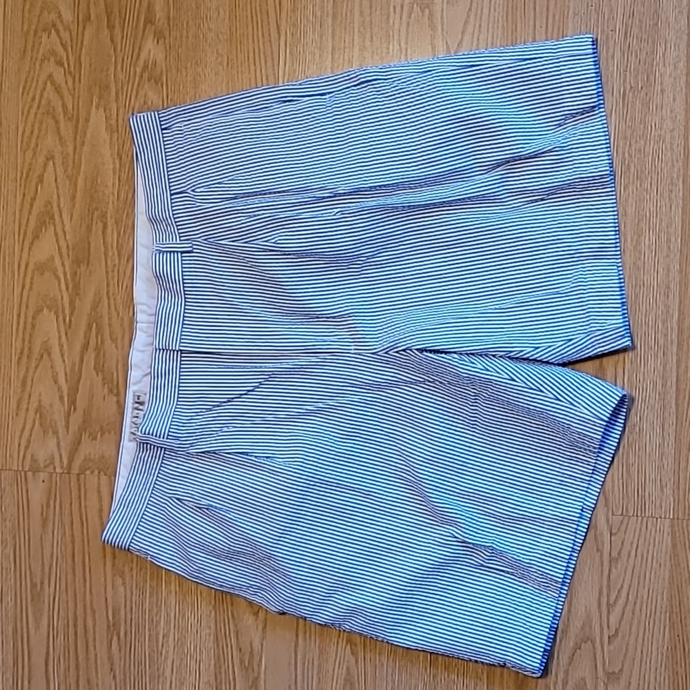 Cutter & Buck Men's Blue Front Pleated Seersucker Cotton Golf Shorts Size 40